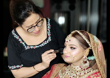 Mayur-beauty-centre-Beauty-parlour-Model-town-ludhiana-Punjab-3