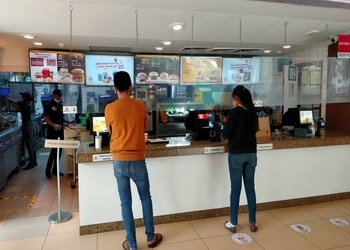 Mcdonalds-Fast-food-restaurants-Agra-Uttar-pradesh-3