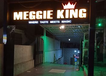 Meggie-king-Cafes-Junagadh-Gujarat-1