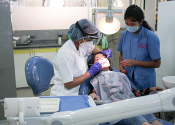 Meghnand-dental-care-implant-centre-Dental-clinics-Canada-corner-nashik-Maharashtra-2