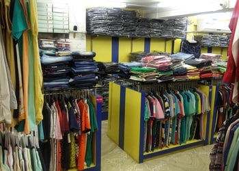 Metro-plaza-readymade-store-Clothing-stores-Barrackpore-kolkata-West-bengal-1
