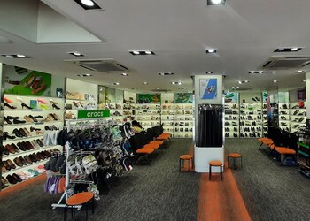 Metro-shoes-Shoe-store-Gandhidham-Gujarat-2