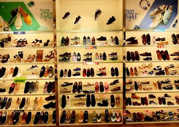 Metro-shoes-Shoe-store-Gandhidham-Gujarat-3
