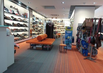 Metro-shoes-Shoe-store-Goa-Goa-2