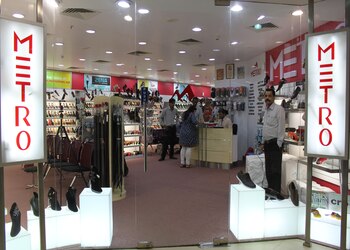 Metro-shoes-Shoe-store-Gurugram-Haryana-2