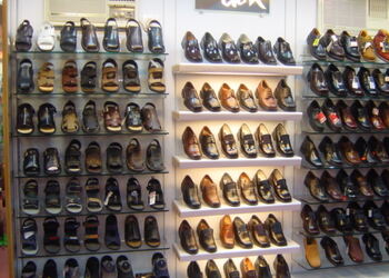 Metro-shoes-Shoe-store-Vadodara-Gujarat-3