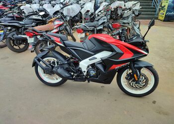 Mgb-bajaj-Motorcycle-dealers-Nellore-Andhra-pradesh-2