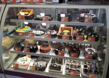 Mio-amore-Cake-shops-Topsia-kolkata-West-bengal-2