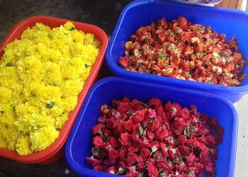 Mmk-srinivasa-flower-stall-Flower-shops-Nellore-Andhra-pradesh-3