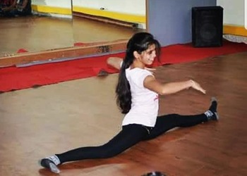 Modern-dance-academy-Dance-schools-Nanded-Maharashtra-3