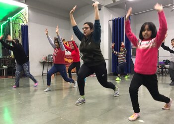 Momentum-dance-studio-Dance-schools-Rohtak-Haryana-3