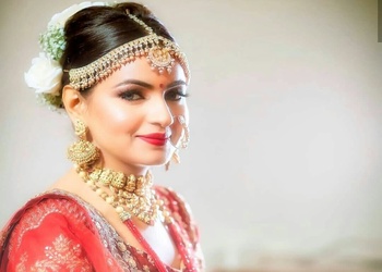 Monas-hair-and-beauty-Makeup-artist-Thane-Maharashtra-1