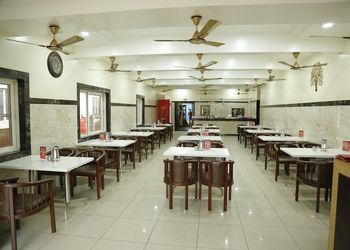 Mourya-tasty-foods-Pure-vegetarian-restaurants-Arundelpet-guntur-Andhra-pradesh-3