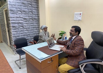 Ms-haque-clinic-Ayurvedic-clinics-Gaya-Bihar-3