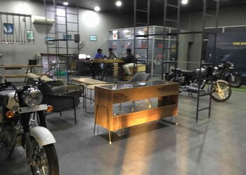 Ms-shri-jayalakshmi-automobiles-Motorcycle-dealers-Jagannadhapuram-kakinada-Andhra-pradesh-2