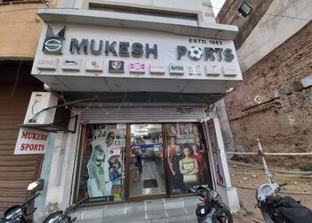 Mukesh-sports-Sports-shops-Vadodara-Gujarat-1