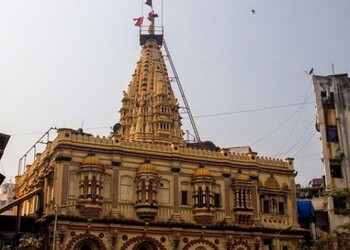 Mumbadevi-temple-Temples-Malegaon-Maharashtra-3