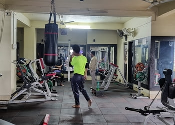 Muscles-fitness-zone-Gym-Chandmari-guwahati-Assam-2