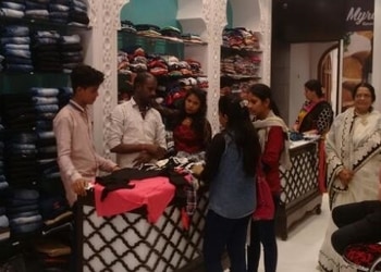 Myraa-womenss-fashion-attire-Clothing-stores-Bilaspur-Chhattisgarh-2