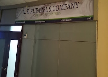 N-k-ruparel-company-Chartered-accountants-Malad-Maharashtra-2