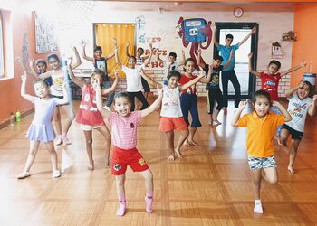 N-step-dance-school-Dance-schools-Vadodara-Gujarat-2