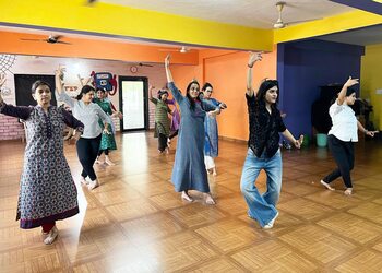 N-step-dance-school-Dance-schools-Vadodara-Gujarat-3