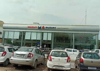 Nanda-automobiles-Car-dealer-Gandhinagar-Gujarat-1