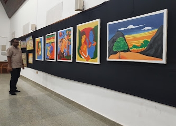 Napier-museum-Art-galleries-Thiruvananthapuram-Kerala-1
