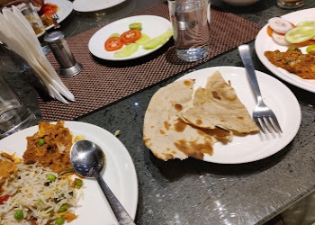 Narulas-restaurant-Pure-vegetarian-restaurants-Bhubaneswar-Odisha-1