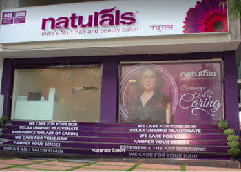 Naturals-salon-spa-Beauty-parlour-Gandhibagh-nagpur-Maharashtra-1