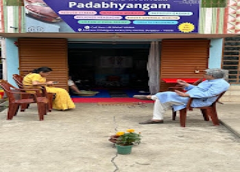 Nature-and-ayurveda-padabhyangam-foot-reflexology-center-Ayurvedic-clinics-A-zone-durgapur-West-bengal-2