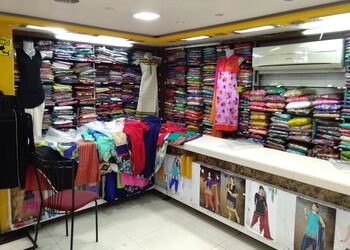 Naveli-dresses-Clothing-stores-Chembur-mumbai-Maharashtra-2
