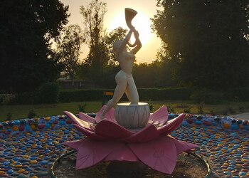 Nehru-rose-garden-Public-parks-Ludhiana-Punjab-3