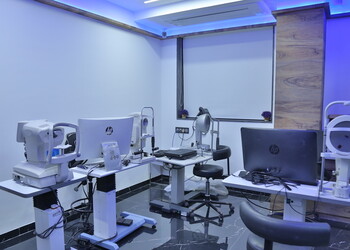 Netradeep-eye-hospitals-Eye-specialist-ophthalmologists-Mavdi-rajkot-Gujarat-3