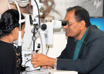 Netradeep-eye-hospitals-Eye-specialist-ophthalmologists-Rajkot-Gujarat-2