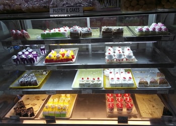 New-delicious-bakers-Cake-shops-Meerut-Uttar-pradesh-3