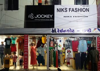 Niks-fashion-Clothing-stores-Surat-Gujarat-1