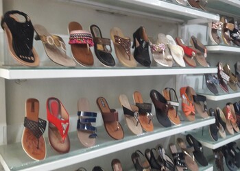 Nilesh-foot-wear-Shoe-store-Jalgaon-Maharashtra-2