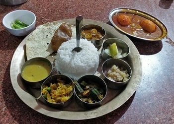 Nimantran-restaurant-Family-restaurants-Jorhat-Assam-3