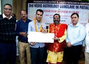 Nipun-goyal-Vedic-astrologers-Patiala-Punjab-3