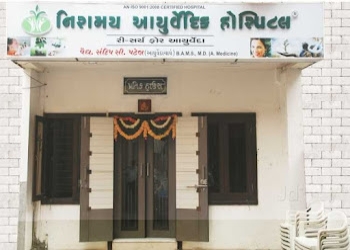 Niramay-ayurvedic-hospital-Ayurvedic-clinics-Piplod-surat-Gujarat-1