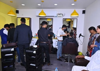 Note9-unisex-hair-n-beauty-salon-Beauty-parlour-Brodipet-guntur-Andhra-pradesh-2