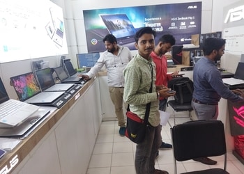 Om-computers-Computer-store-Gorakhpur-Uttar-pradesh-3