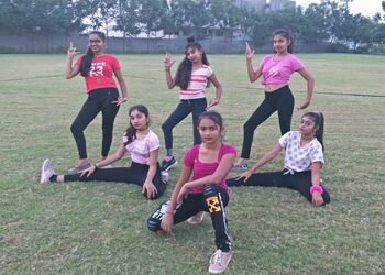 Om-dance-class-alisha-patel-Dance-schools-Bhavnagar-Gujarat-2