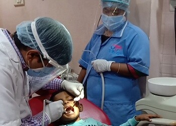 Om-dental-clinic-Dental-clinics-Pratap-nagar-nagpur-Maharashtra-2