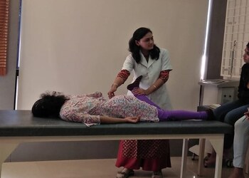 Om-physiotherapy-and-fitness-centre-Physiotherapists-Jamnagar-Gujarat-2
