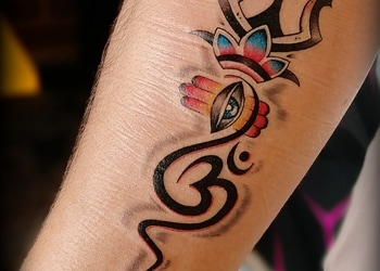 Om-tattoo-shop-Tattoo-shops-Lanka-varanasi-Uttar-pradesh-2