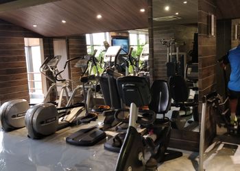Oneabove-fitness-Gym-Dhantoli-nagpur-Maharashtra-3