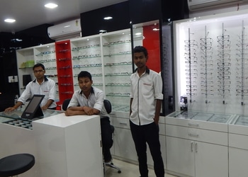 Optex-eyecare-Eye-hospitals-Guwahati-Assam-3