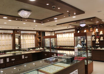 P-n-gadgil-sons-ltd-Jewellery-shops-Pandharpur-solapur-Maharashtra-2